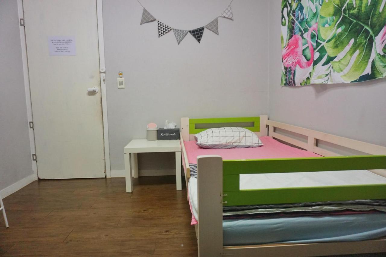 Tiara Guesthouse Seoul Exterior photo